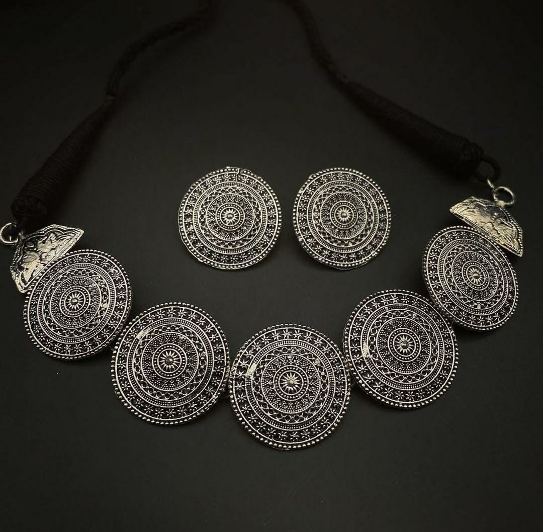 Oxidised Silver Disc Necklace Set