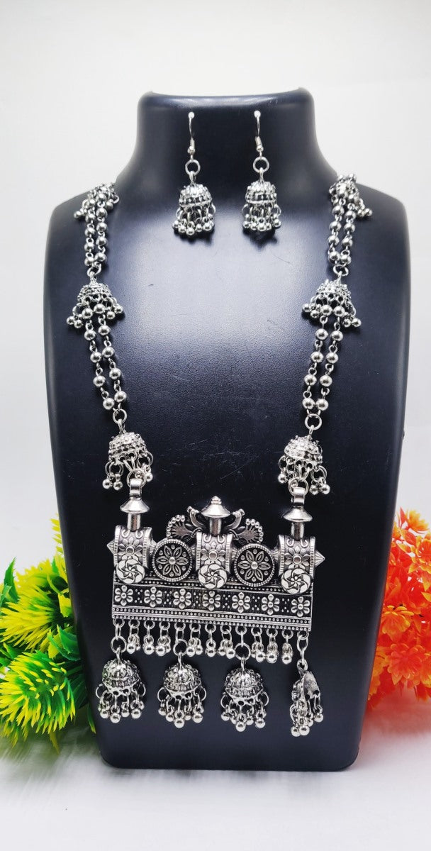 Temple Muse Long Necklace Set