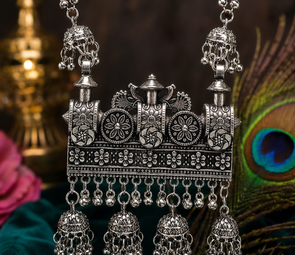 Temple Muse Long Necklace Set