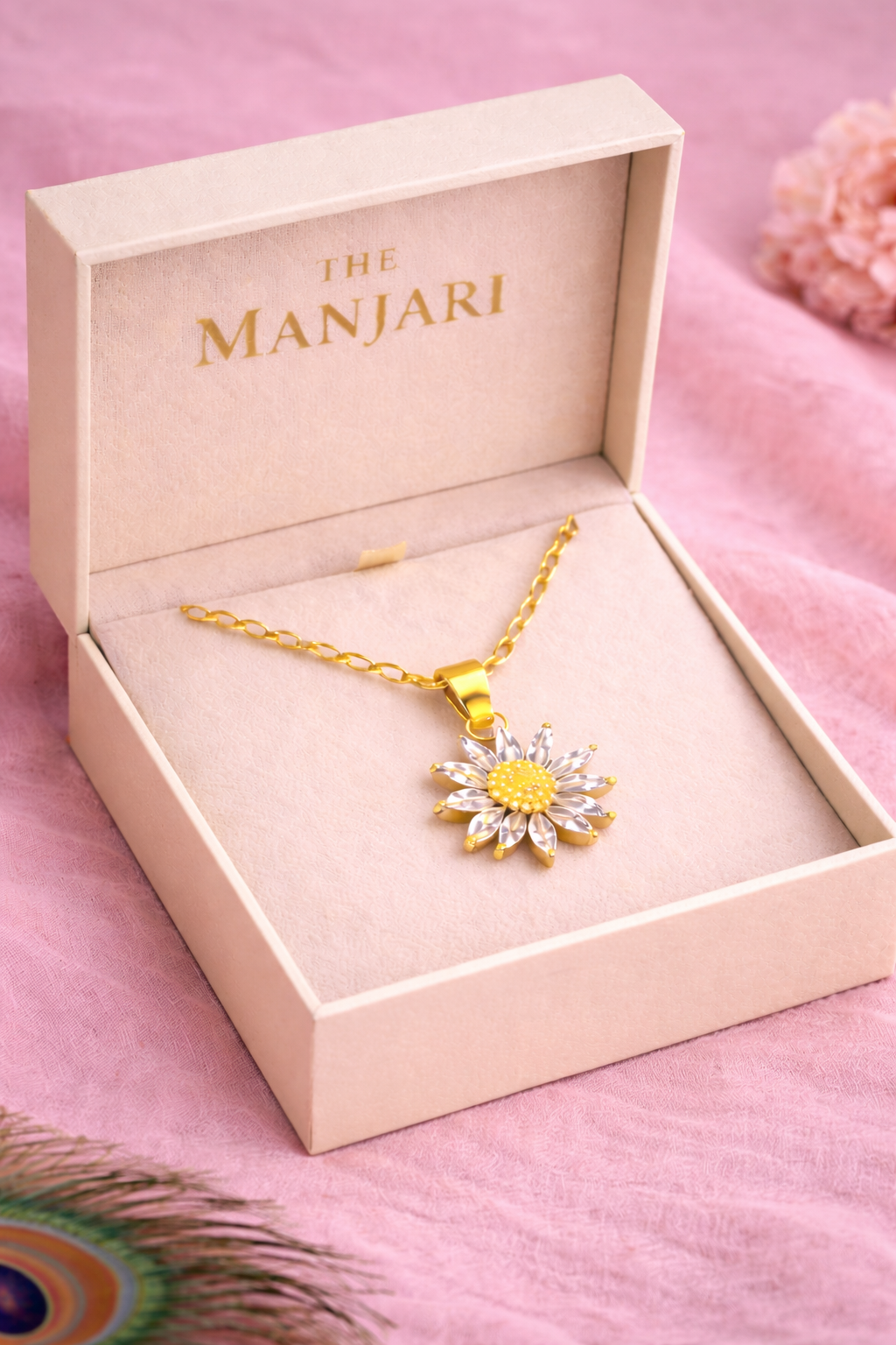 Daisy Flower Necklace