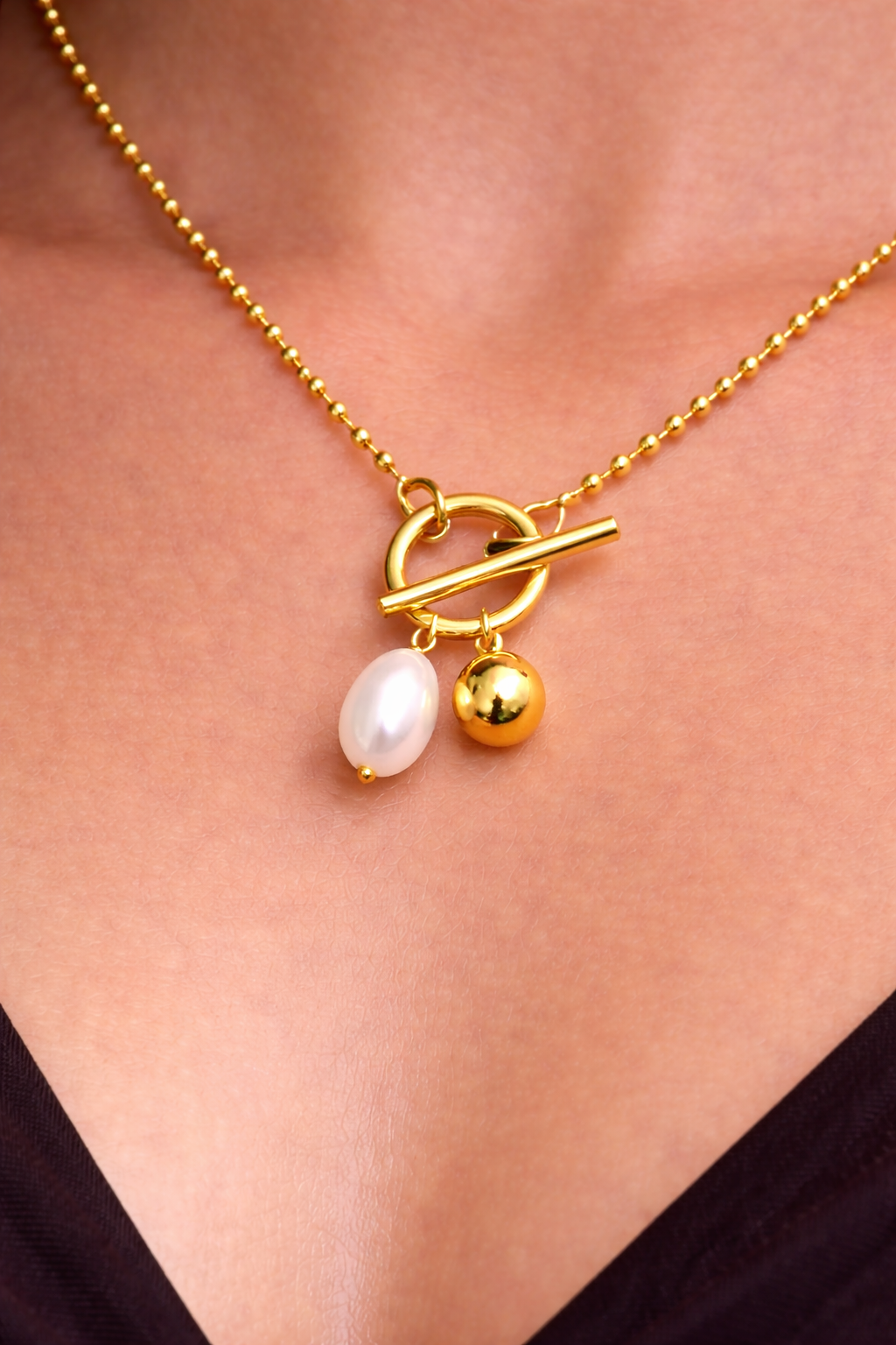 Gold Modern Pearl Pendant Charm Necklace