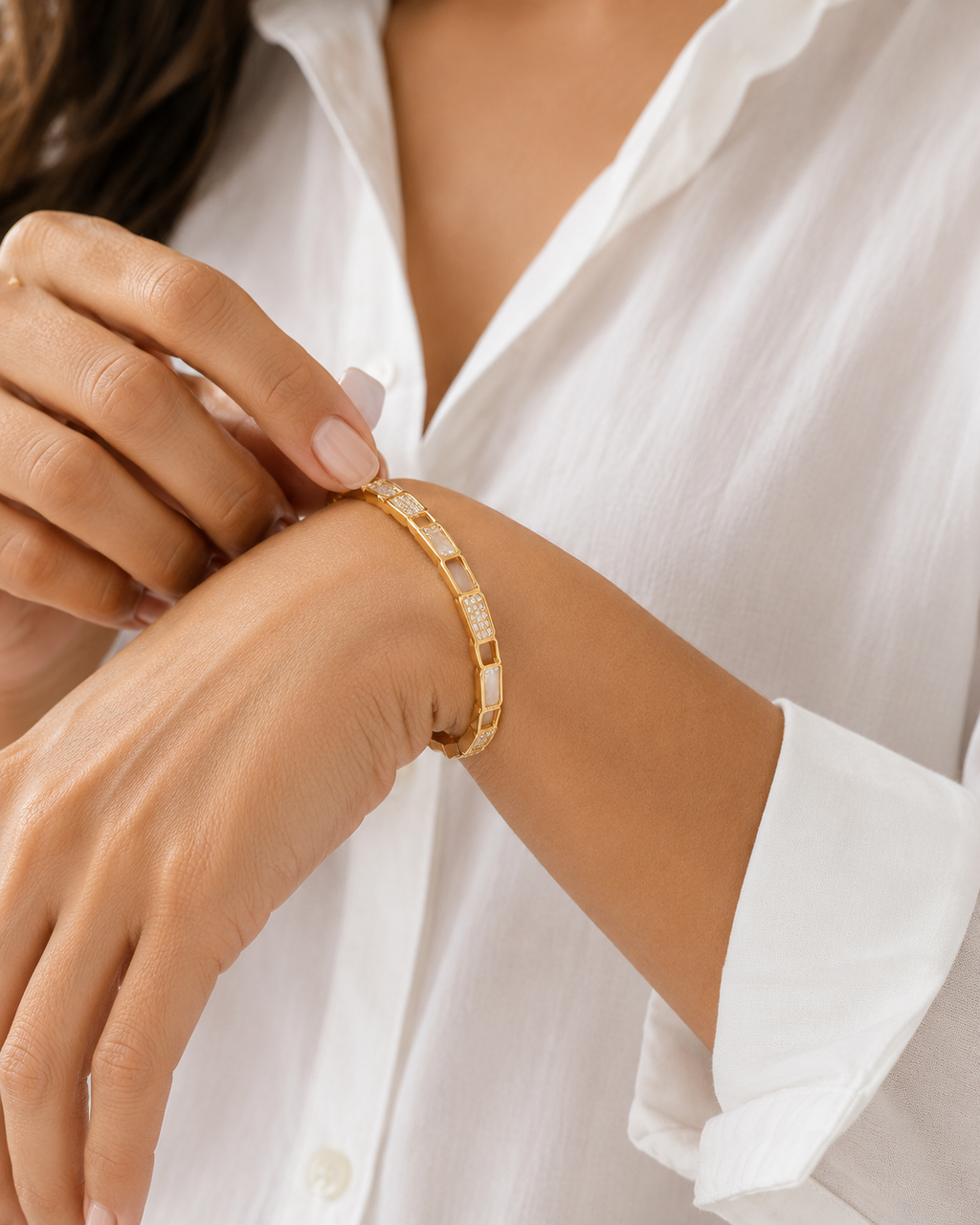 Geometric Crystal Bangle Bracelet – 18K Gold Plated Waterproof Tarnish-Free Stainless Steel Cuff (Gold & Silver)