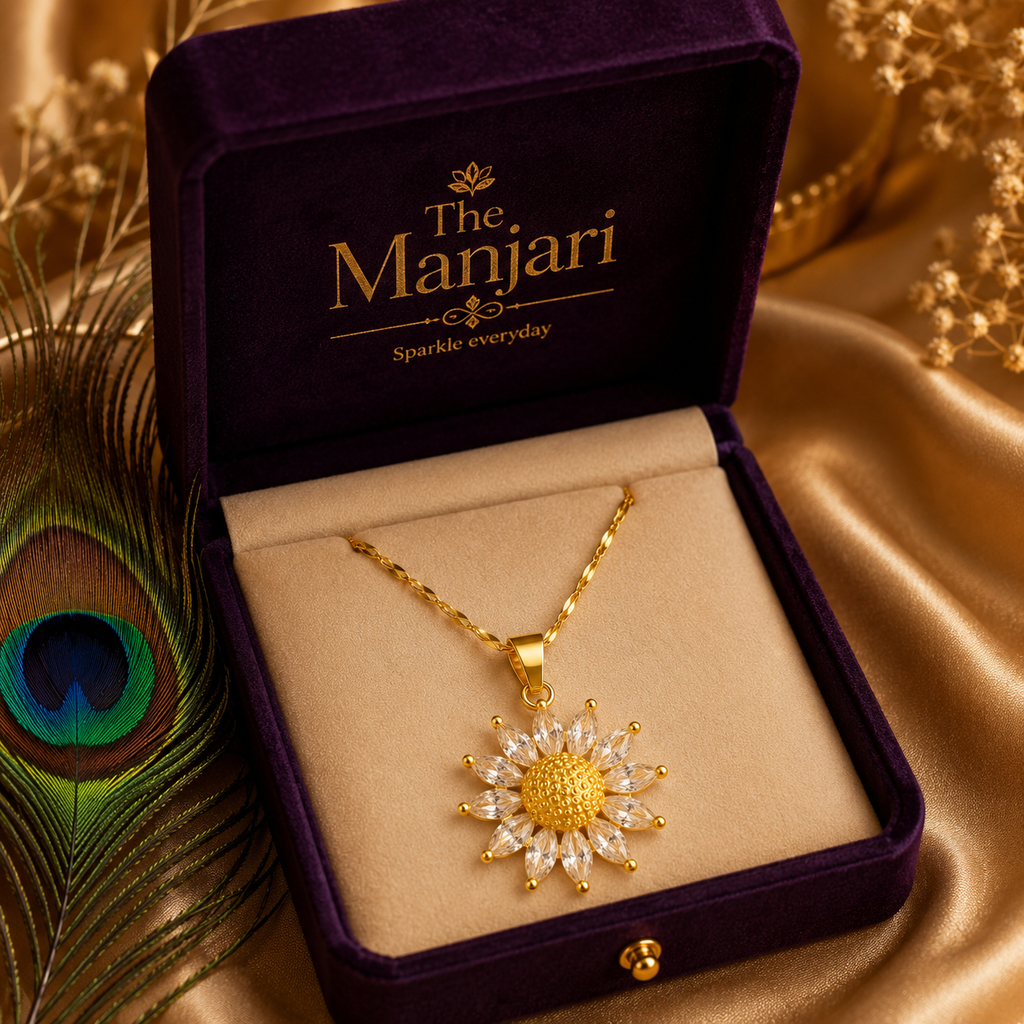 Daisy Bloom Pendant Necklace – 18K Gold Plated Floral Necklace for Women | Waterproof & Tarnish Resistant