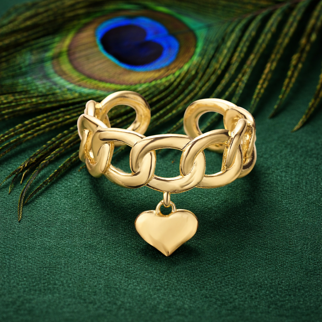 Gold Chunky Chain Ring with Heart Charm