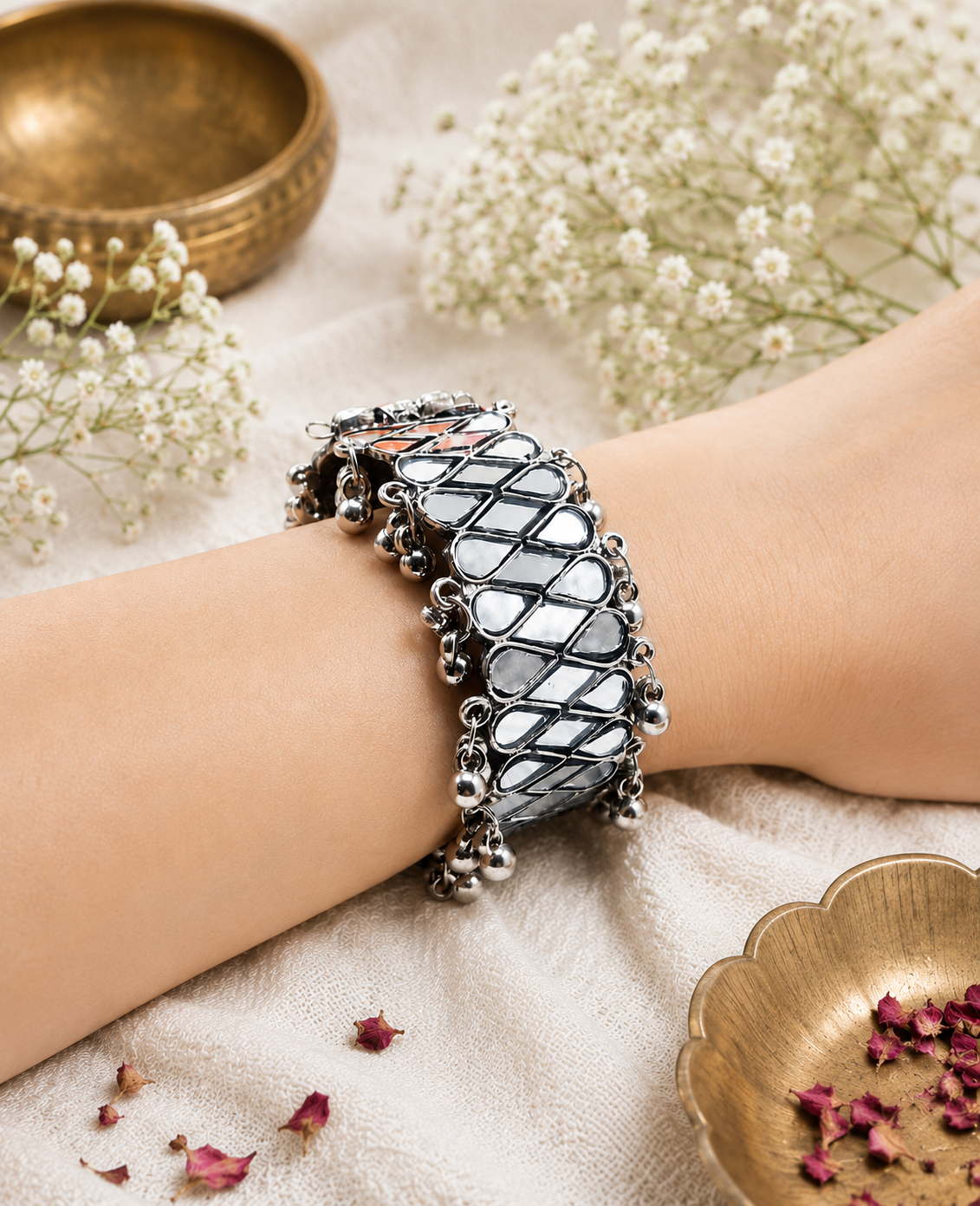 Mirror Glow Oxidised Kada Bracelet