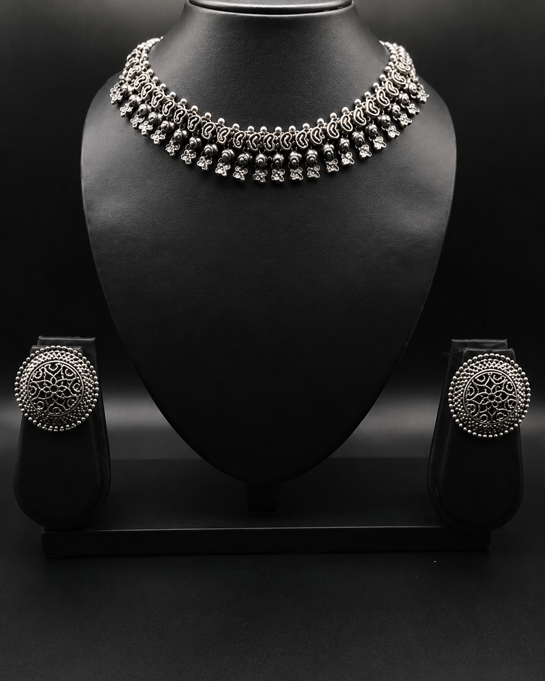 Heritage Charm Oxidised Necklace Set